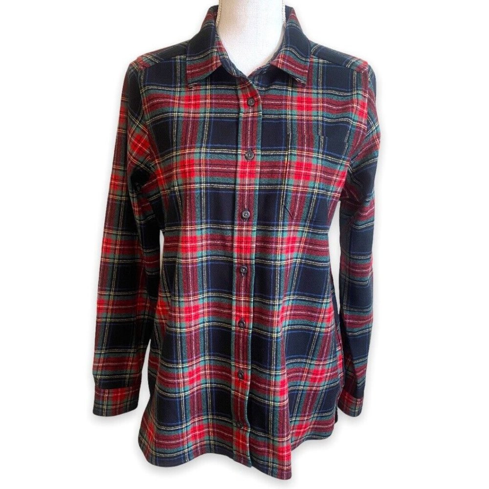 Pendleton Plaid Button Up 100% Virgin Wool Lodge Shirt Sz M Red Green Blue Cozy
